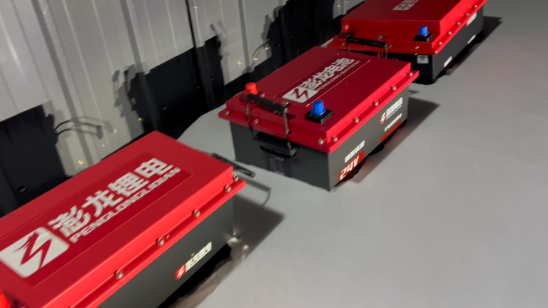 TZST 24V Lithium Truck Battery for Cold Weather Starting